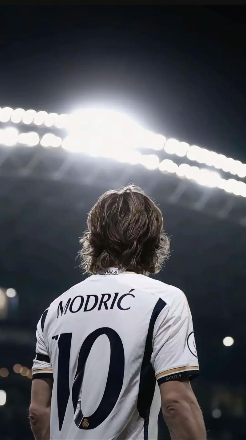 莱万破门 巴塞罗那战胜西班牙人